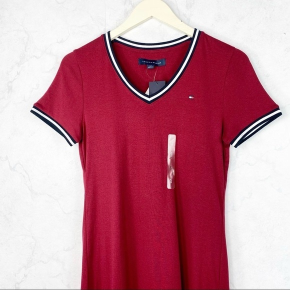 [TH] Sporty Logo Dress - Picture 2 of 3